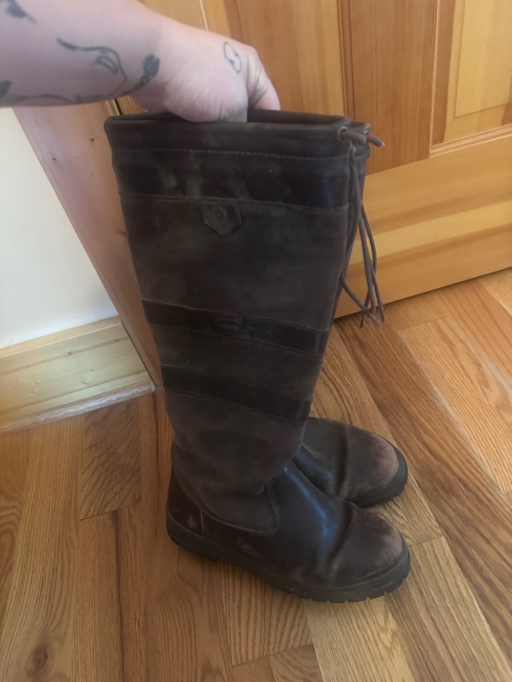 Duberry Boots